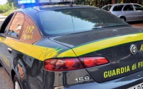 Sequestrati 6 milioni di articoli contraffatti a Termini