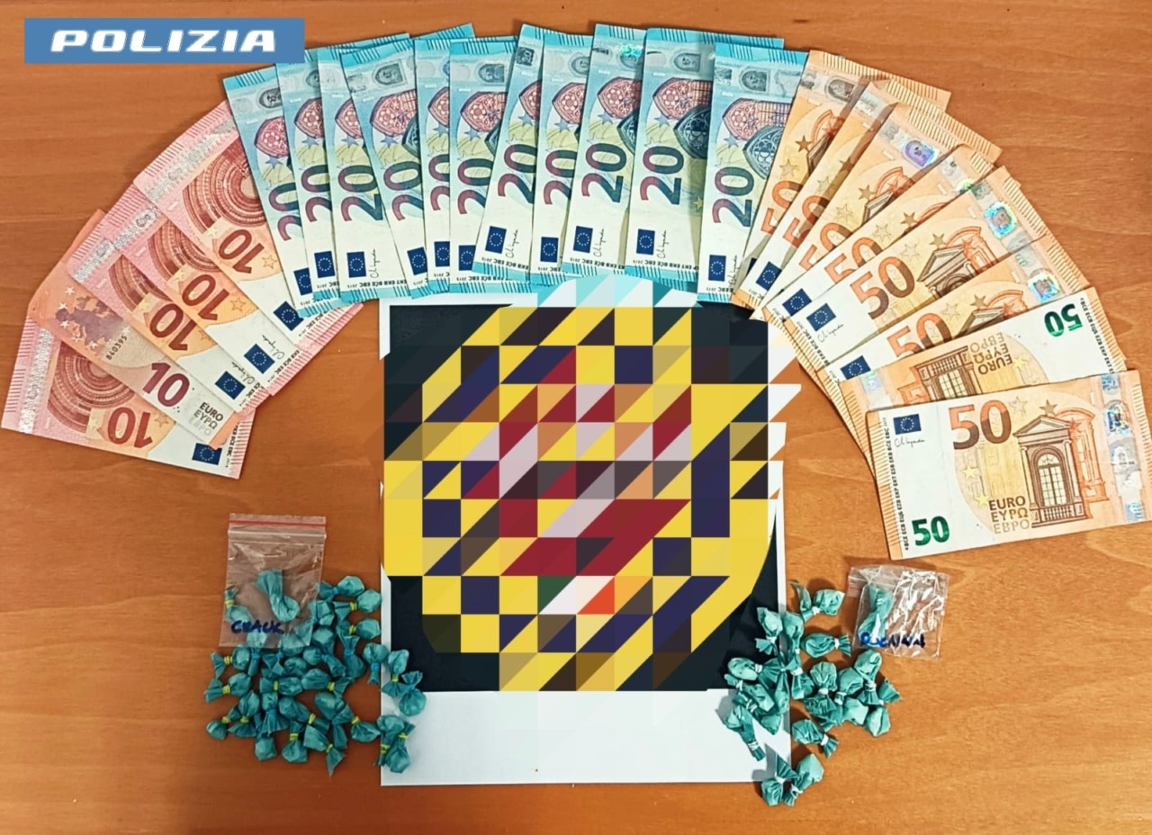 Sequestrati oltre 3,5 chili di droga e 16 arresti in un’operazione contro lo spaccio