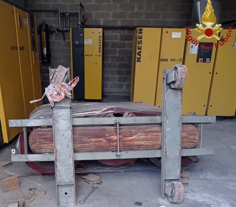 Un operaio di 40 anni perde la vita schiacciato da un trasformatore