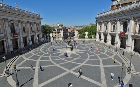 Affitti brevi, le associazioni chiedono un regolamento urgente al Campidoglio