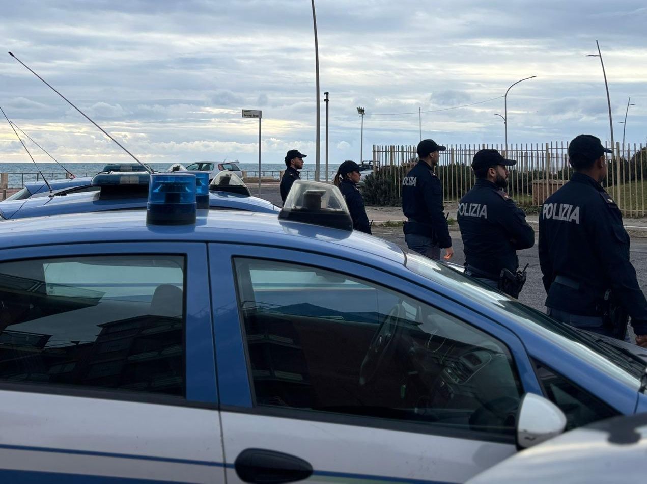 Arrestato un cinquantenne per aggressione e sequestro della compagna e di un’amica