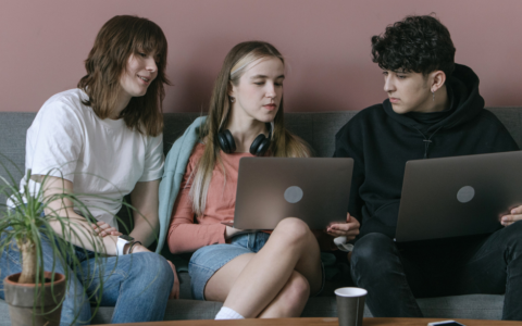 Croce Rossa Italiana lancia il progetto ‘Gen+’ per i giovani