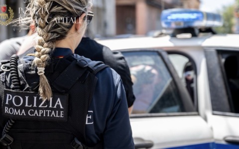 Fermato un uomo dopo aggressione in strada a Roma