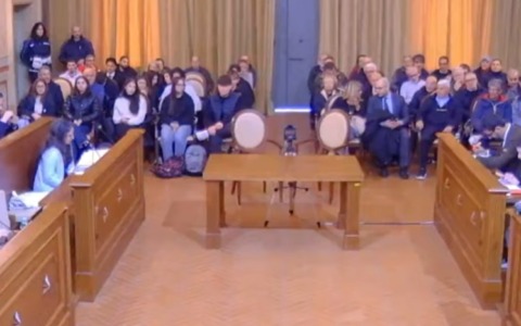 Il Consiglio comunale di Anzio sostiene le Forze dell’Ordine con una nuova mozione