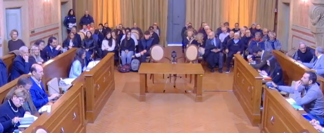 Il Consiglio comunale di Anzio sostiene le Forze dell’Ordine con una nuova mozione