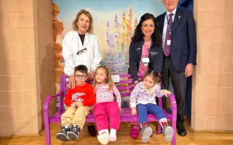 Inaugurata la panchina viola: un simbolo contro stigma e isolamento per chi vive con l’epilessia