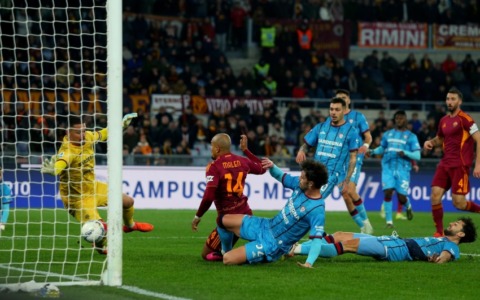 La Roma vince 2-0 contro il Cagliari grazie a Malen