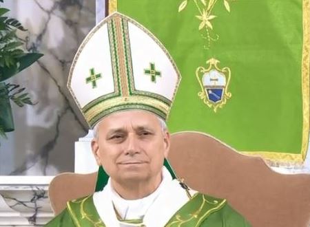 Papa Leone ad Ostia: “La malavita ferisce, non cedere alla cultura del sopruso”