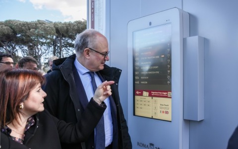 Riqualificato il capolinea bus di Cornelia