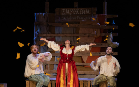 Una reinterpretazione comica di “Romeo e Giulietta. L’amore è saltimbanco”