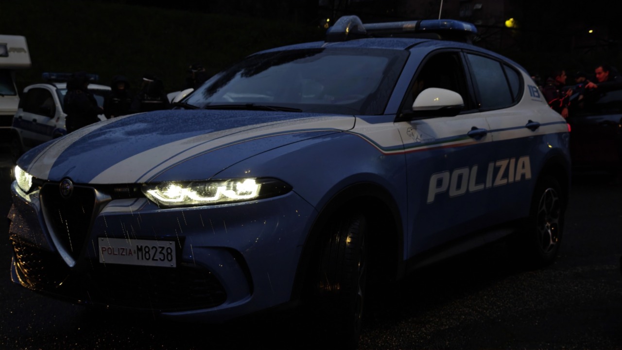 Aggressione e rapina: un quarantacinquenne in manette