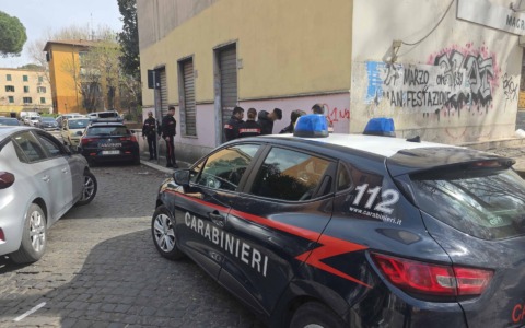 Blitz antidroga al Quarticciolo: 12 arresti e un maxi sequestro