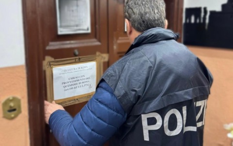 Controlli della Polizia: tre strutture ricettive gestite abusivamente.