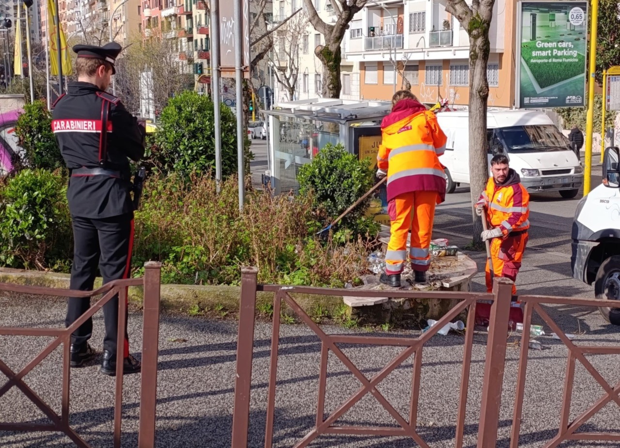Controlli intensificati nel quartiere Tuscolano: 4 arresti e intervento di decoro urbano