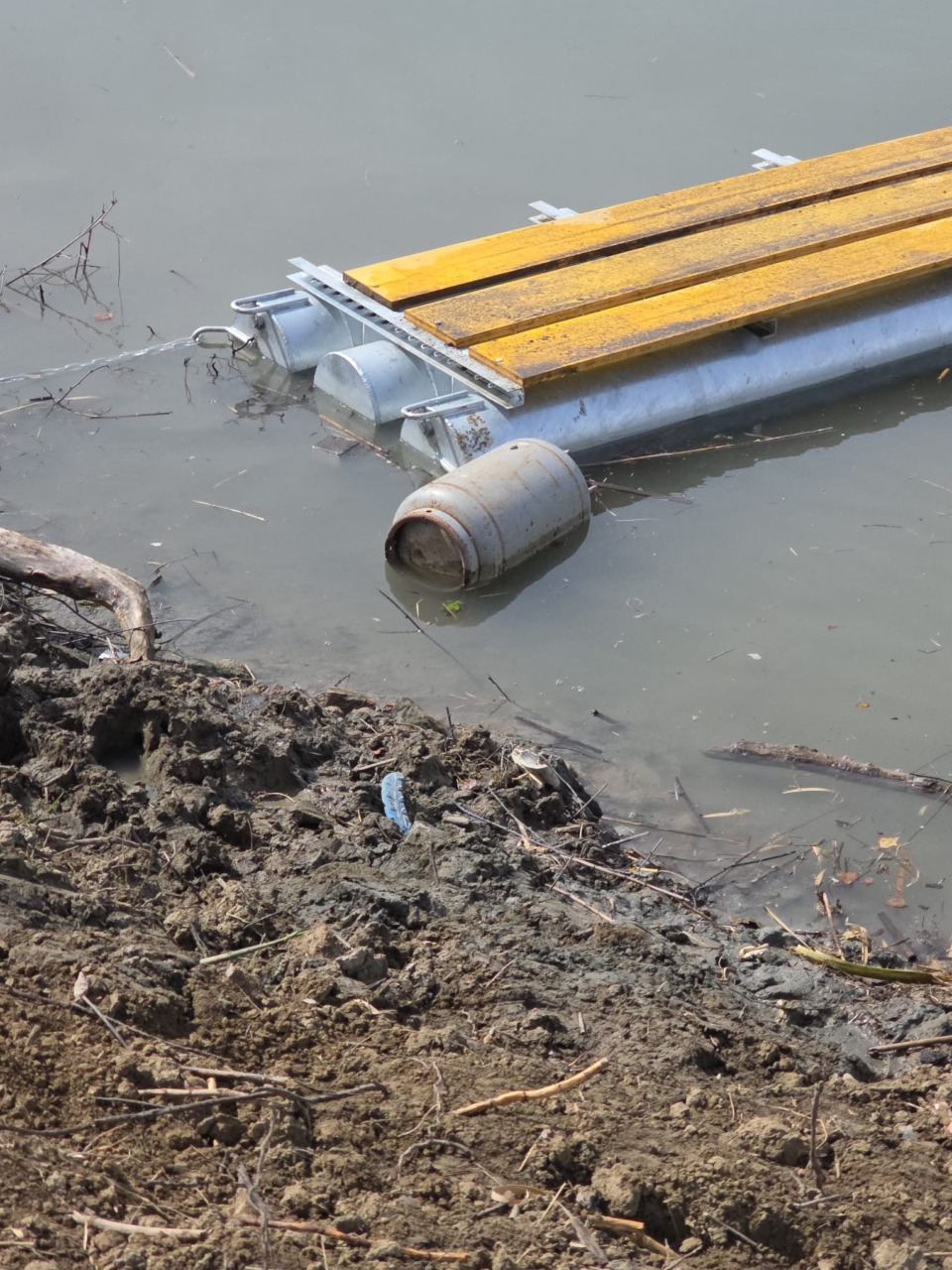 Inaugurata la terza barriera anti-plastica sul Tevere