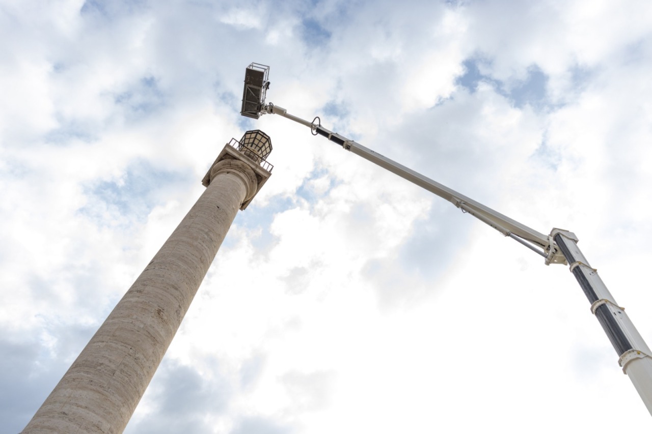 Iniziati i lavori per il nuovo impianto di illuminazione del Ponte Flaminio