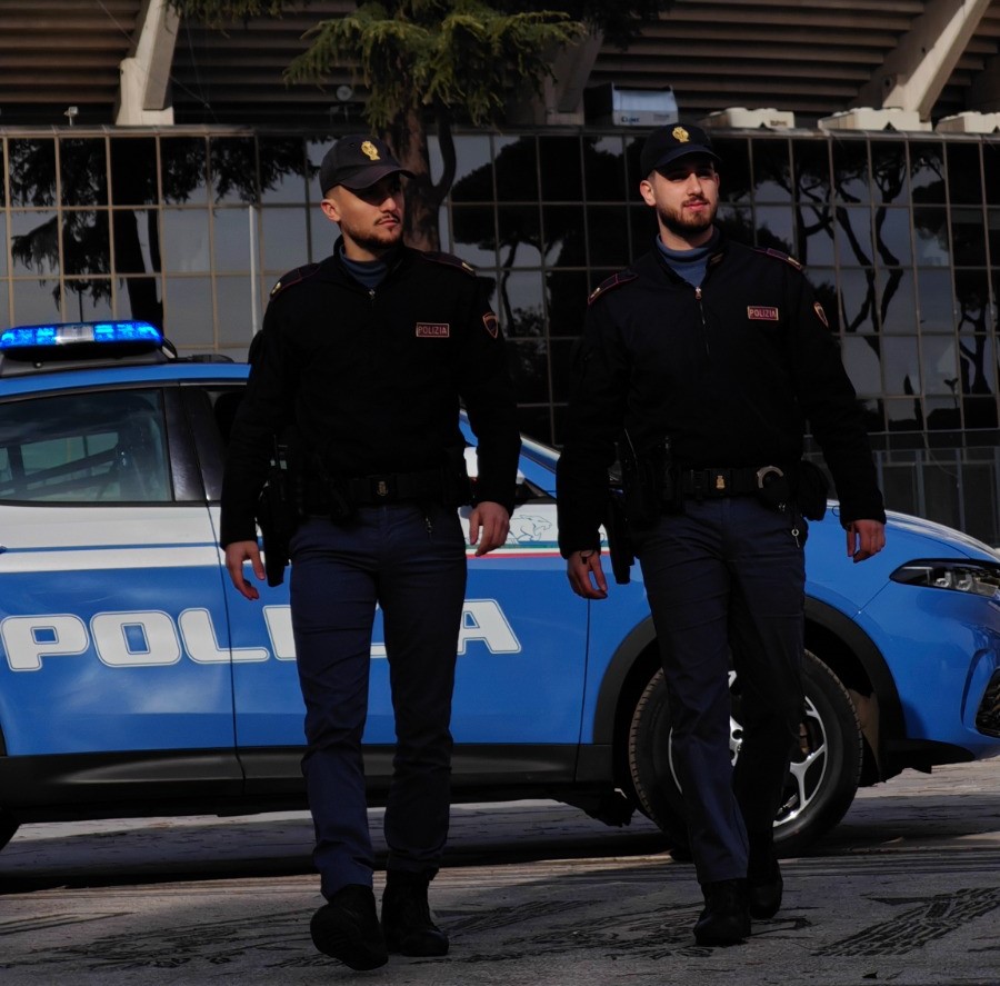 Intervento della Polizia: fermati dieci tifosi della Roma