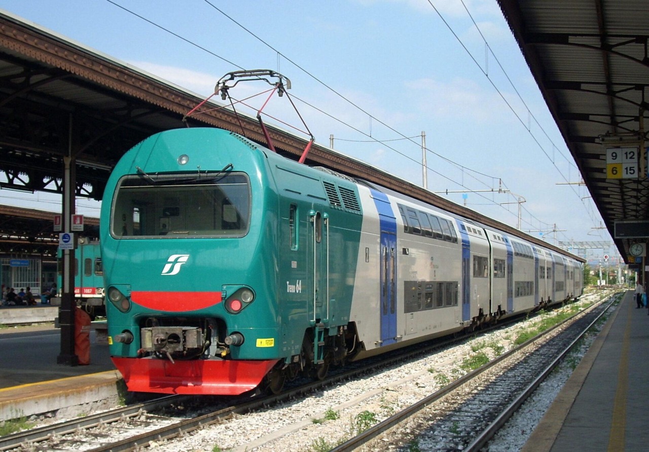 Investito un giovane da un treno sulla linea Roma-Napoli