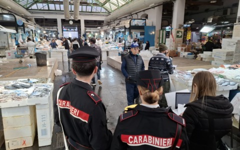 Irregolarità sopra il 90% nei controlli al mercato Esquilino