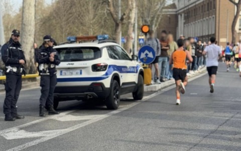 Maratona di Roma: Impegno della Polizia Locale per la sicurezza e la viabilità