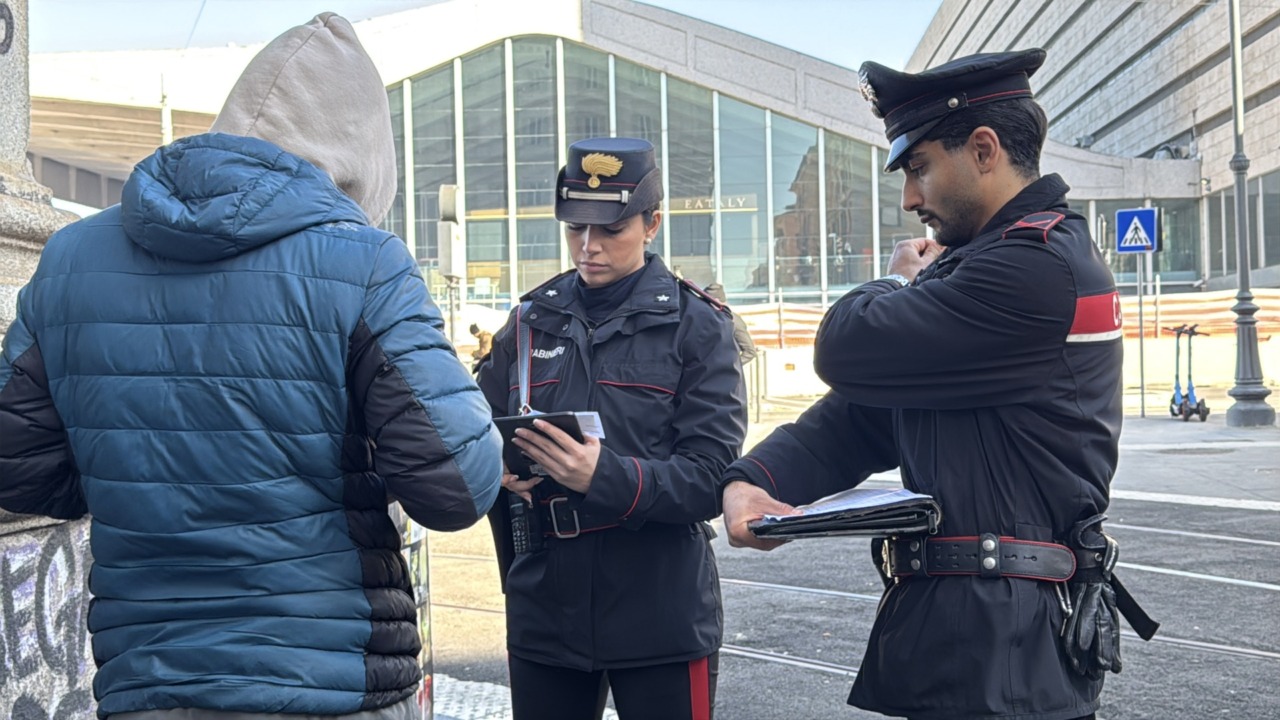 Maxi operazione dei Carabinieri a Termini e San Lorenzo: 13 arresti e rimozione di rifiuti