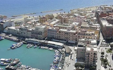 Nuova ZTL al centro città tra via XX Settembre e via Adua