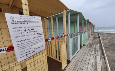 Operazione di sequestro allo stabilimento balneare “Il Venezia”