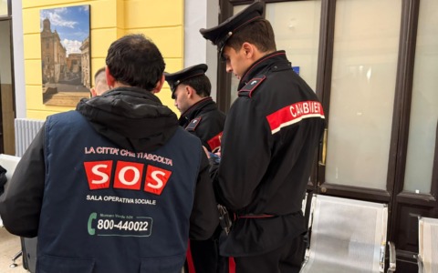 Policlinico Umberto I: un arresto e 17 identificazioni dopo i controlli