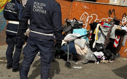 Rifiuti e abusivismo, operazioni della Polizia Locale a Roma