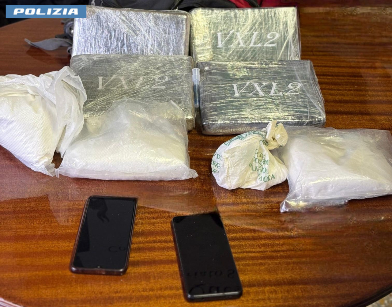 Scoperto un centro di spaccio di cocaina al Quadraro: sequestrati 7 kg