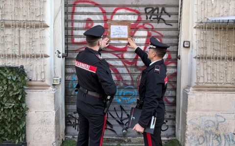 Sospensione della licenza di un locale in via Cavour per 15 giorni
