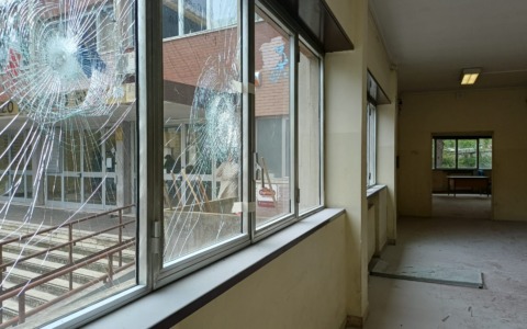 Vandali in azione all’istituto tecnico superiore Vincenzo Arangio Ruiz di Roma