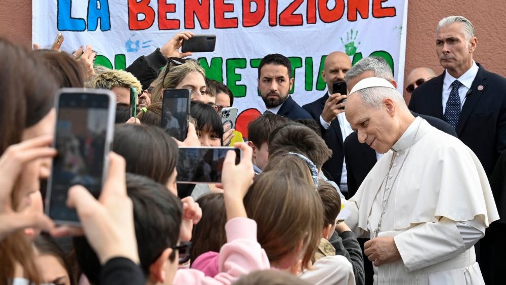 Visita del Papa alla parrocchia di Santa Maria della Presentazione: messaggio di speranza e responsabilità