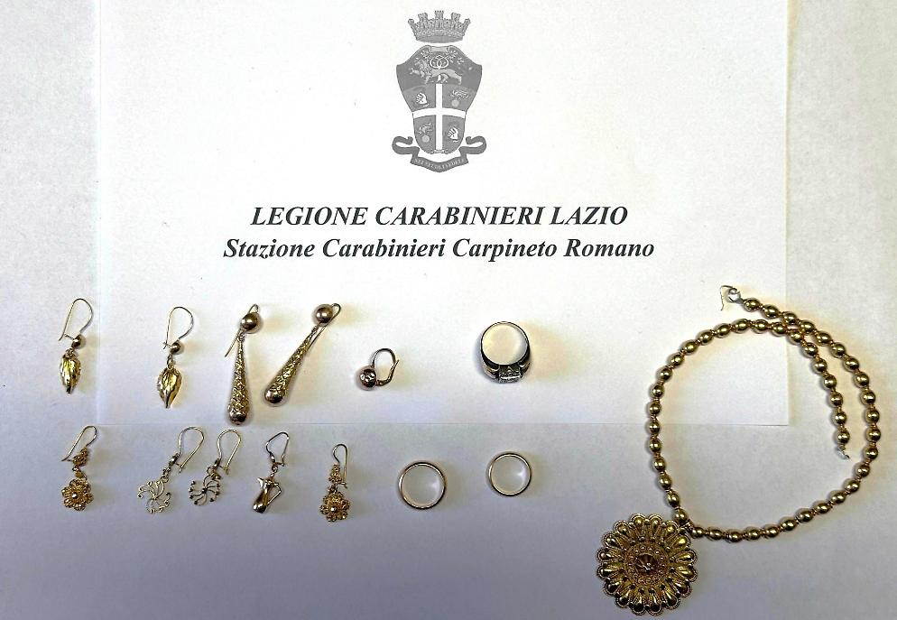 Carabinieri sventano truffa e arrestano complici