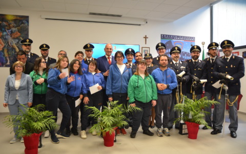 Celebrazione del 174° anniversario della Polizia: premiati 26 agenti per il loro impegno