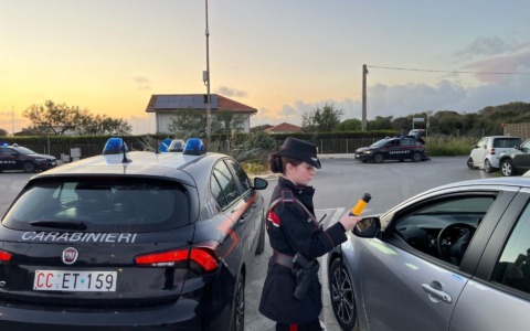 Pasqua e Pasquetta sicure: controlli dei Carabinieri a Ostia e Fregene