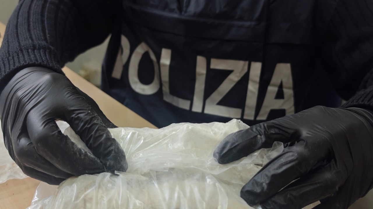 Scoperto caveau della droga: fermato un 52enne romano