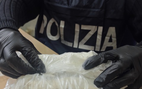 Scoperto caveau della droga: fermato un 52enne romano