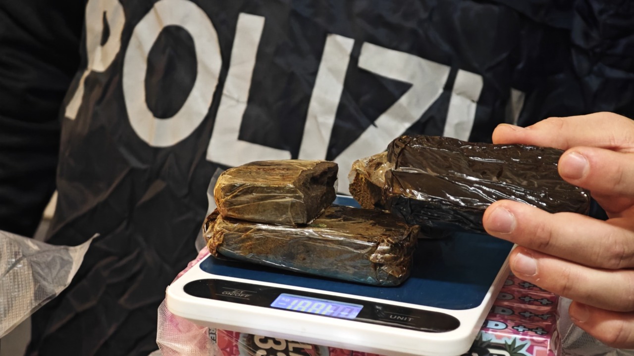 Sei arrestati per spaccio di droga al Quarticciolo