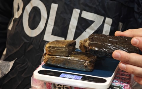 Sei arrestati per spaccio di droga al Quarticciolo