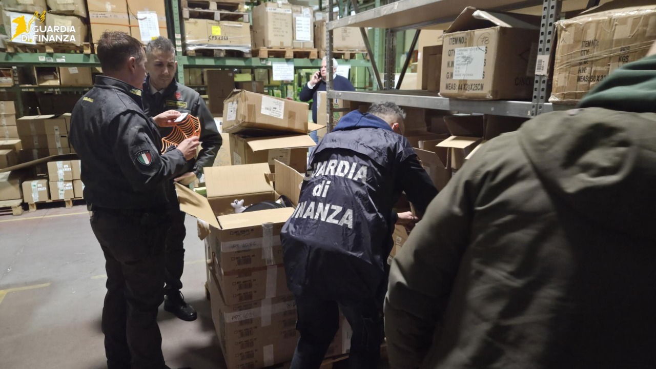 Sequestrati 115 milioni di articoli “made in China” a Roma
