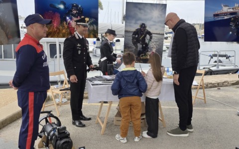 Sport nautici per combattere il bullismo: “Un mare di sorrisi”