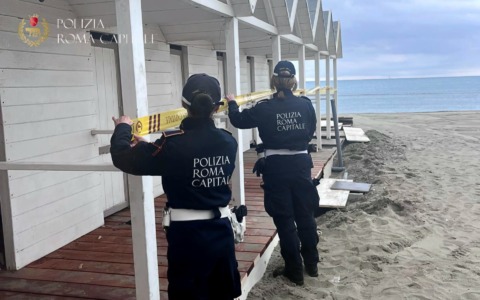 Un altro stabilimento balneare sequestrato ad Ostia