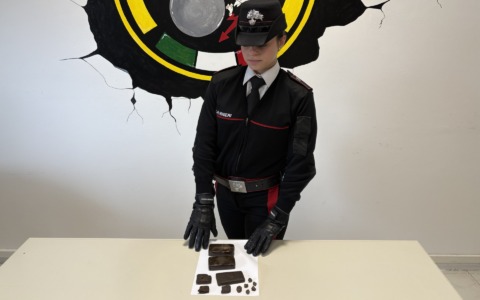 Un giovane arrestato per spaccio nel centro di Nettuno