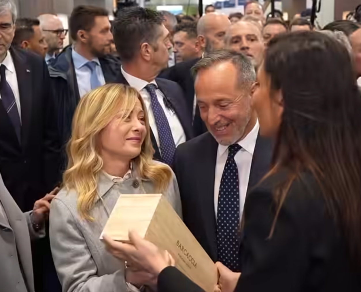 Vinitaly, Giorgia Meloni visita il padiglione della Regione Lazio