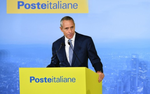 Poste Italiane, semestre da record: ora la sfida è TIM